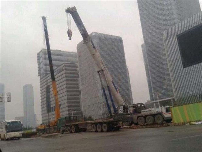 上林县25吨吊车能吊多重设备？